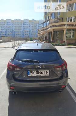 Хетчбек Mazda 3 2014 в Києві