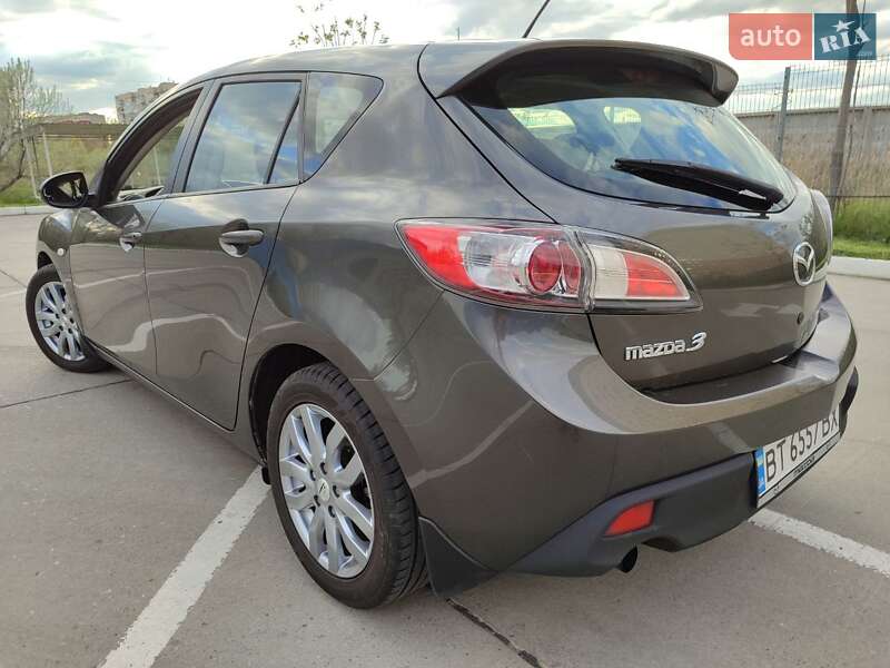 Хэтчбек Mazda 3 2009 в Одессе