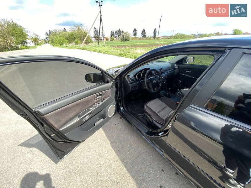 Хэтчбек Mazda 3 2008 в Буске