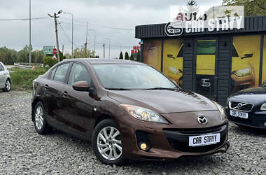 Седан Mazda 3 2012 в Стрые