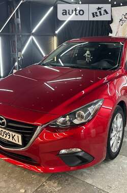 Хэтчбек Mazda 3 2016 в Киеве