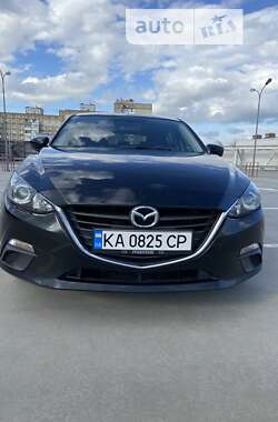 Хэтчбек Mazda 3 2015 в Киеве