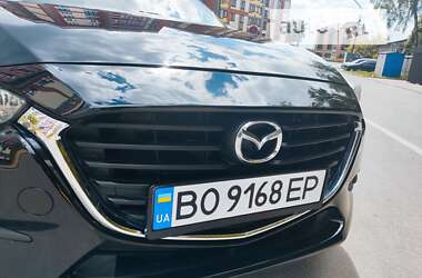 Седан Mazda 3 2016 в Тернополі