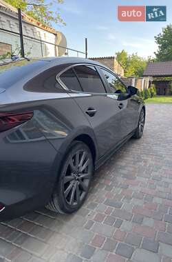Седан Mazda 3 2019 в Бобринце