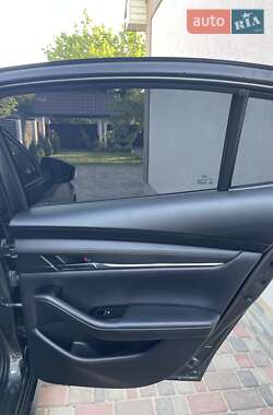 Седан Mazda 3 2019 в Бобринце