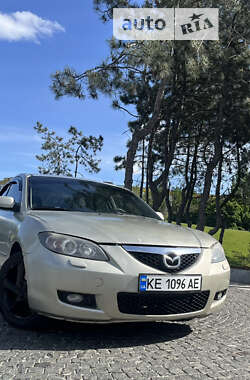 Седан Mazda 3 2006 в Дніпрі