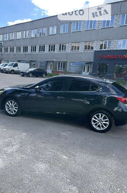 Хэтчбек Mazda 3 2013 в Чернигове
