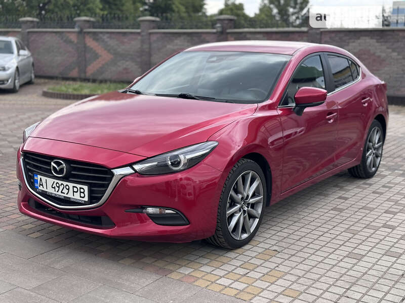 Седан Mazda 3 2018 в Киеве