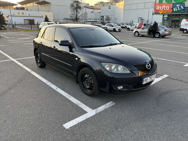Хэтчбек Mazda 3 2006 в Киеве