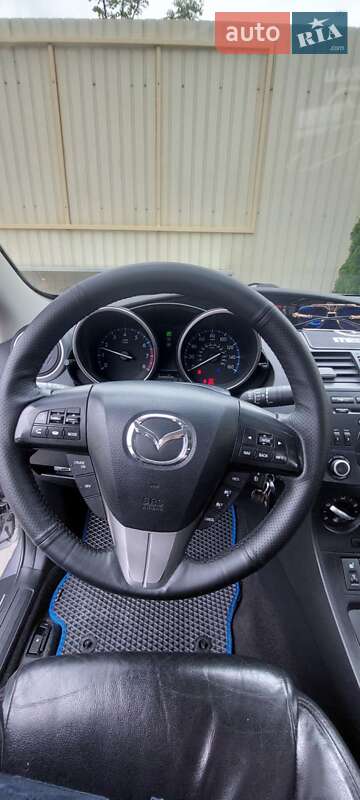 Седан Mazda 3 2012 в Одесі