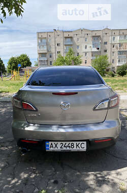 Седан Mazda 3 2010 в Кременчуге