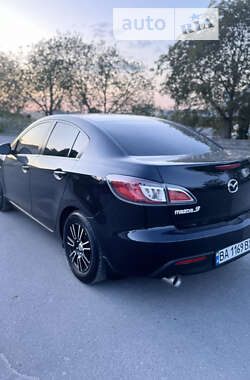 Седан Mazda 3 2010 в Тернополе