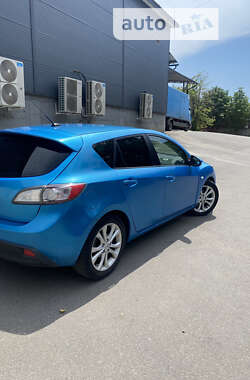 Хэтчбек Mazda 3 2009 в 