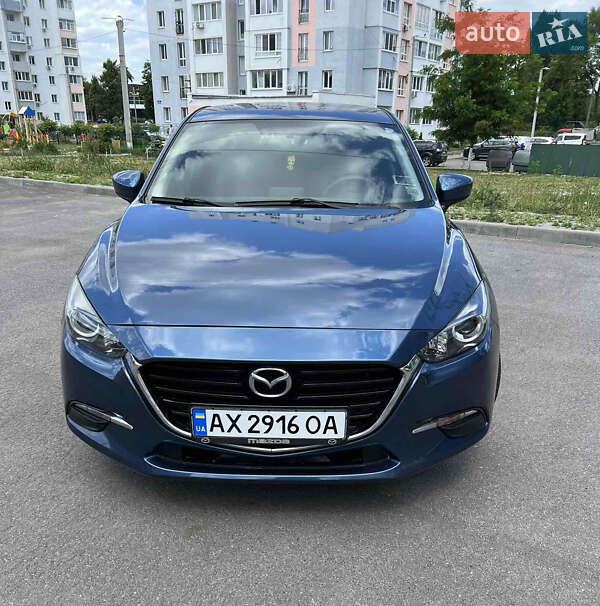 Седан Mazda 3 2016 в Харькове