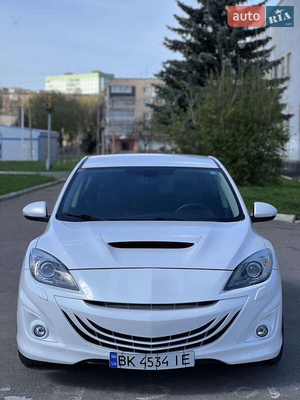 Хетчбек Mazda 3 2010 в Рівному