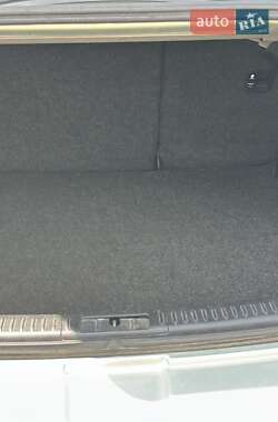 Седан Mazda 3 2008 в 