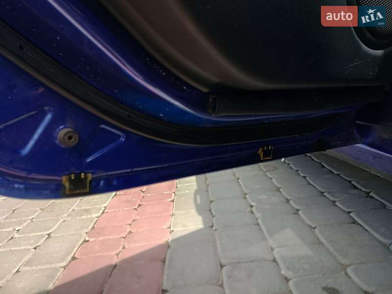 Хетчбек Mazda 3 2004 в Івано-Франківську фото 33 Хетчбек Mazda 3 2004 в Івано-Франківську