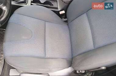 Хэтчбек Mazda 3 2004 в Ивано-Франковске