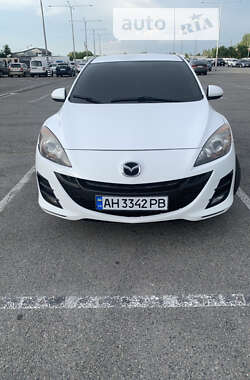 Седан Mazda 3 2010 в Дніпрі