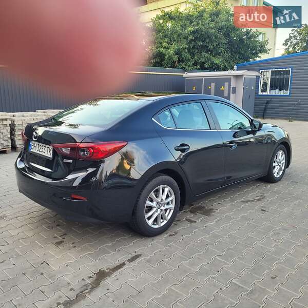 Седан Mazda 3 2017 в Одессе