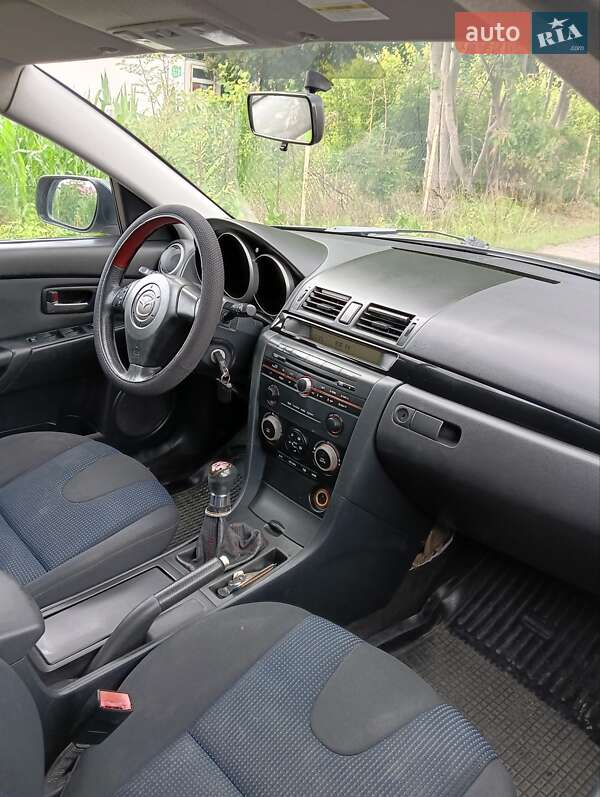 Хэтчбек Mazda 3 2005 в Львове
