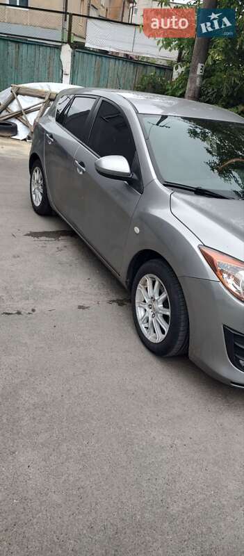 Хэтчбек Mazda 3 2010 в Ровно