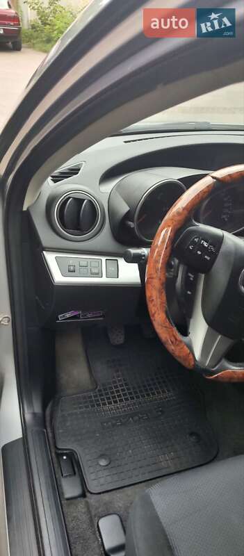 Хэтчбек Mazda 3 2010 в Ровно