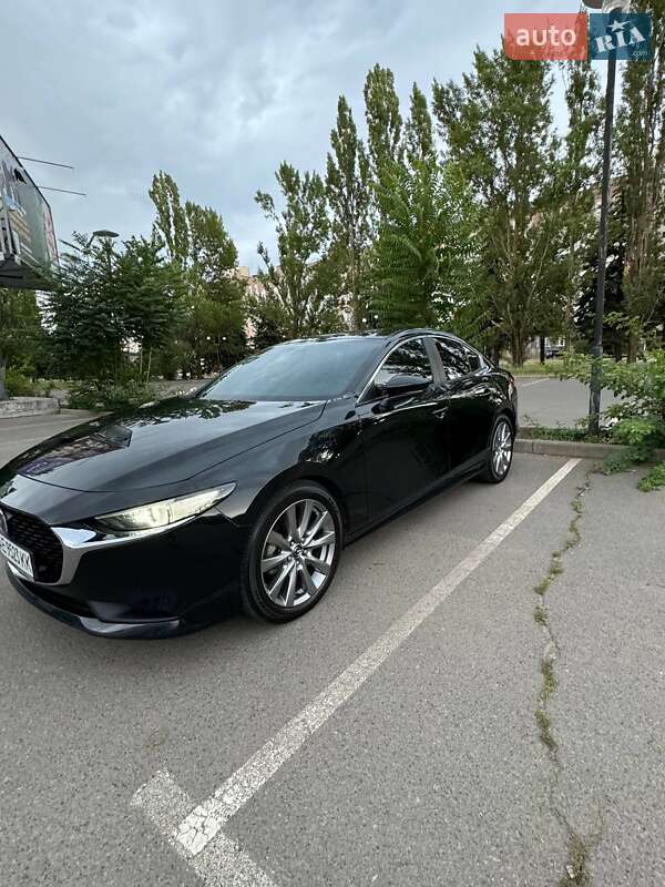 Седан Mazda 3 2019 в Кривом Роге