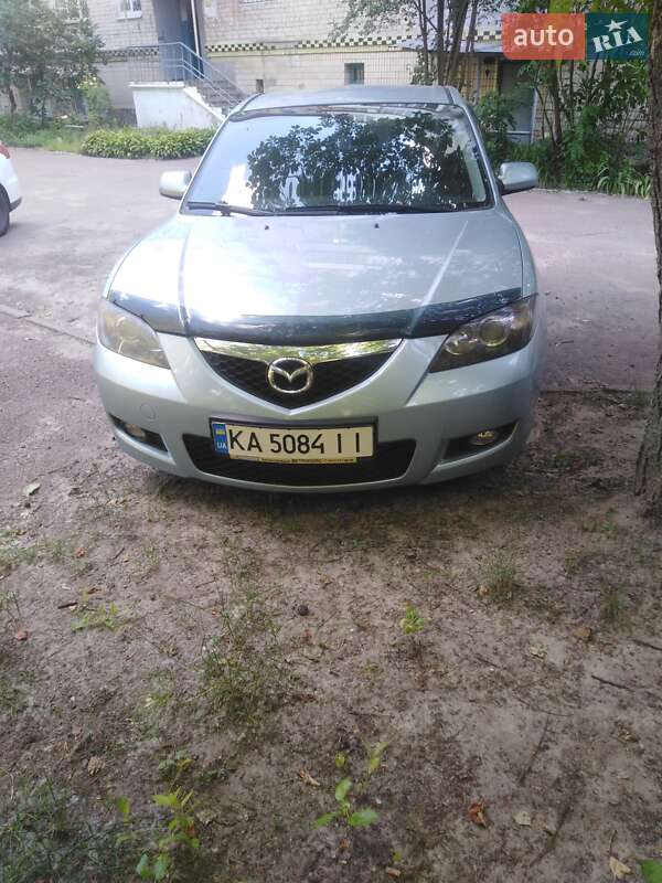 Седан Mazda 3 2007 в 