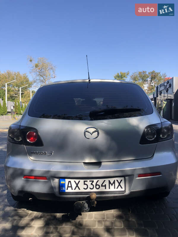 Хетчбек Mazda 3 2006 в Чернівцях