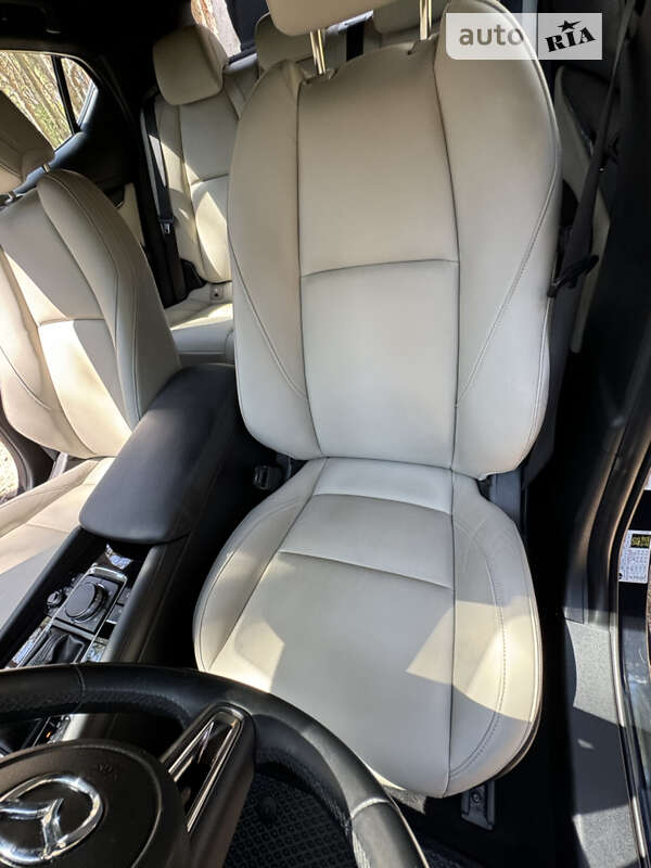 Хэтчбек Mazda 3 2019 в Днепре