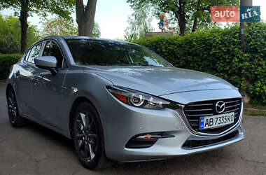 Хэтчбек Mazda 3 2018 в Жмеринке