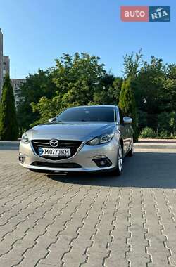 Хэтчбек Mazda 3 2014 в 