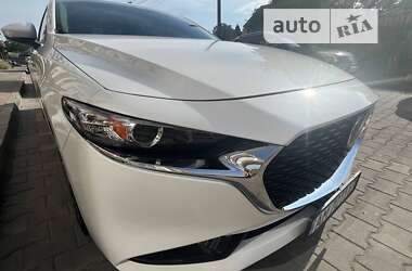 Седан Mazda 3 2019 в Житомирі