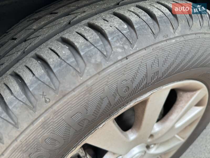 Седан Mazda 3 2008 в Киеве