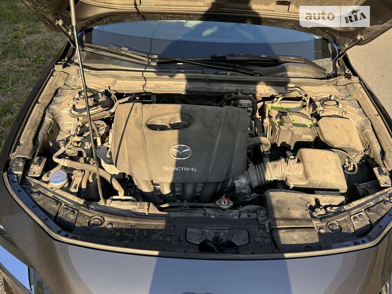 Седан Mazda 3 2019 в Львові