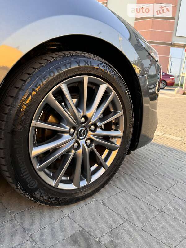 Седан Mazda 3 2019 в Львові