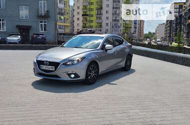 Седан Mazda 3 2015 в Львові