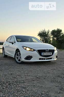 Хетчбек Mazda 3 2016 в Дніпрі