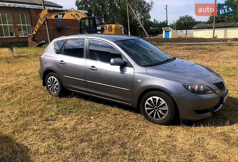 Хэтчбек Mazda 3 2004 в Врадиевке