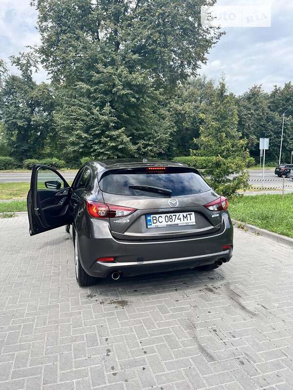 Хетчбек Mazda 3 2017 в Львові