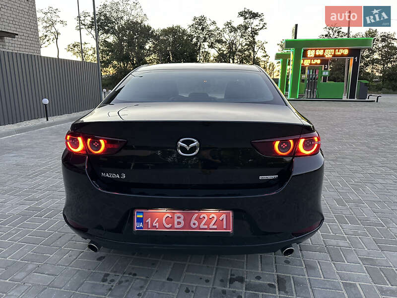 Седан Mazda 3 2019 в Новомосковську