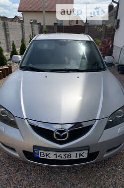 Седан Mazda 3 2006 в Березному