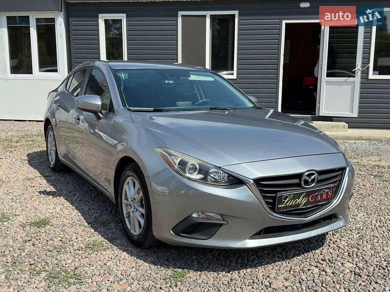 Седан Mazda 3 2016 в Одесі