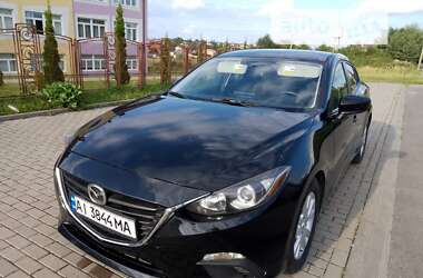 Седан Mazda 3 2015 в Львове