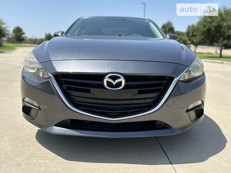 Седан Mazda 3 2014 в Львові