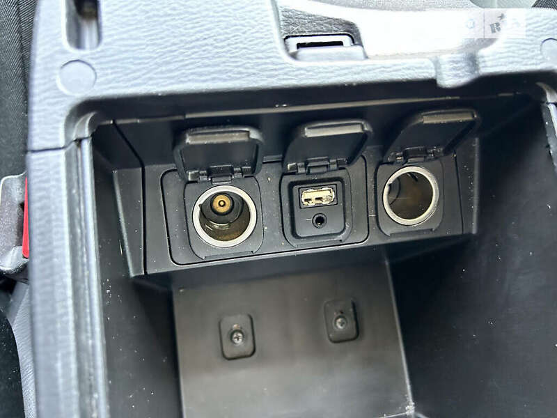 Седан Mazda 3 2014 в Львові