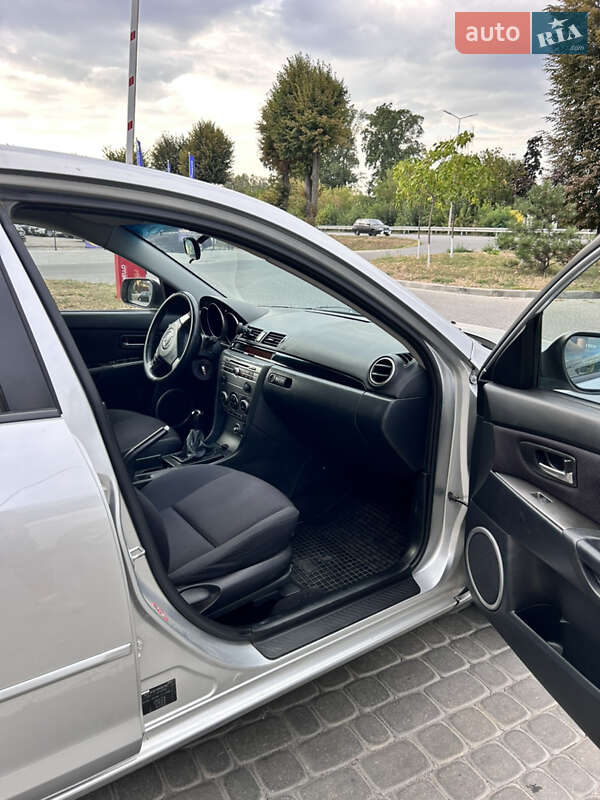 Хэтчбек Mazda 3 2008 в Виннице