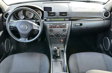 Хэтчбек Mazda 3 2006 в Днепре