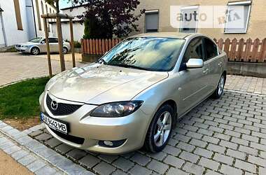 Седан Mazda 3 2005 в Харкові